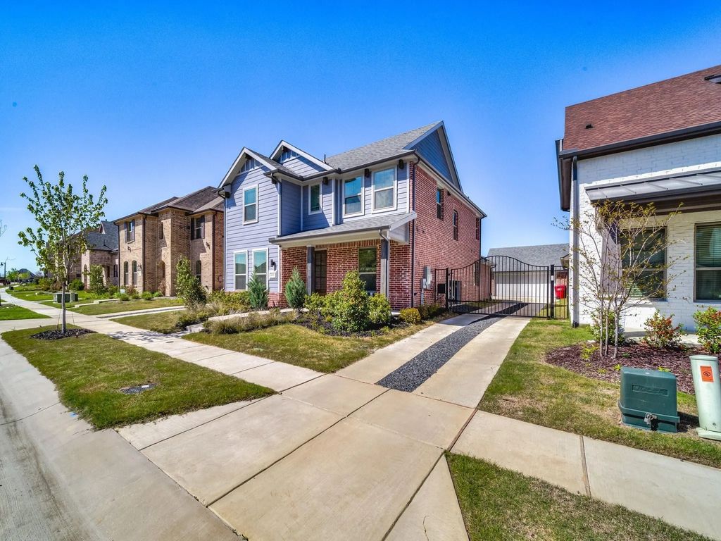 1820 Temple Hills, Van Alstyne