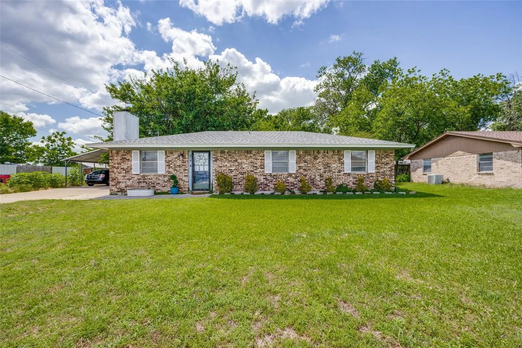 614 Elder Street, Collinsville