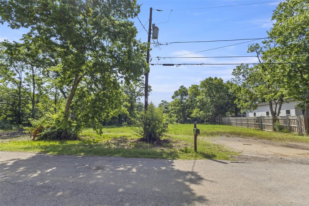 2164 Coldbrook Lane, Dallas
