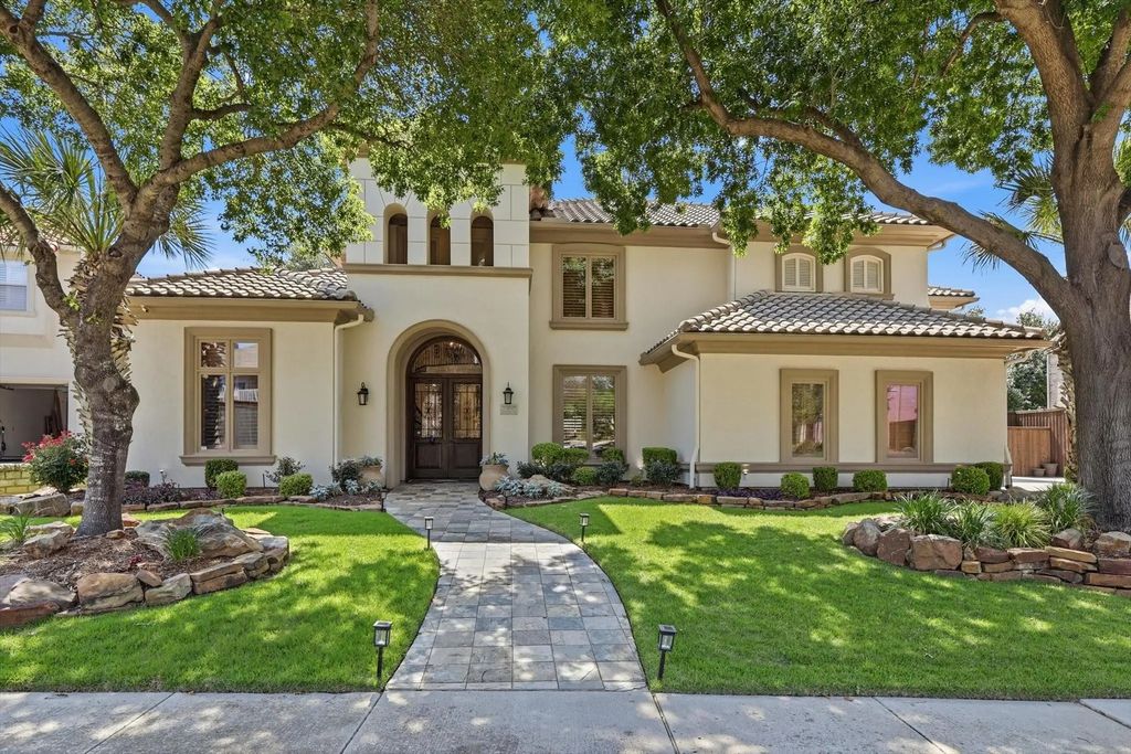 5825 Dove Creek Lane, Plano