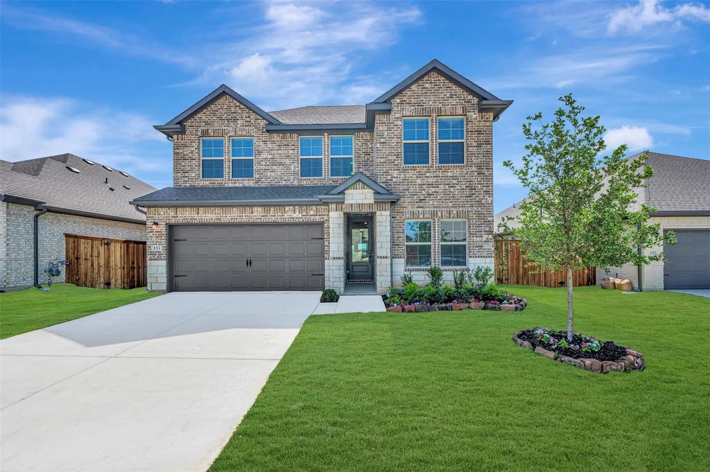 153 Summer Rain Way, Newark