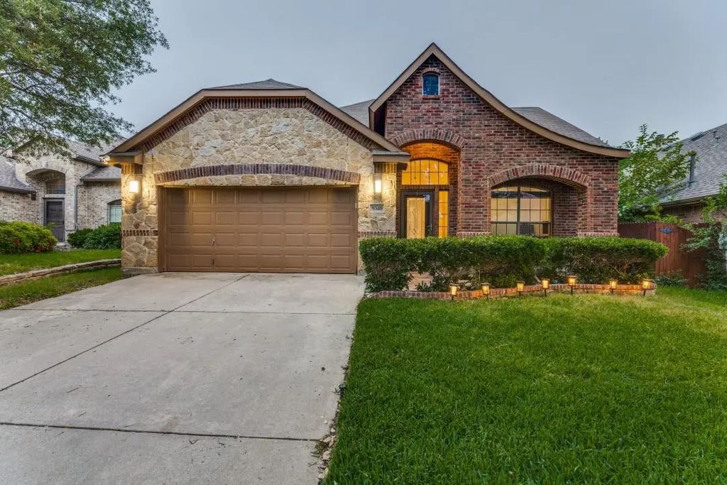 9348 Moncrief Street, Fort Worth