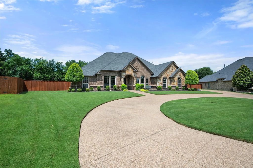 813 Rio Grande Drive, Mansfield