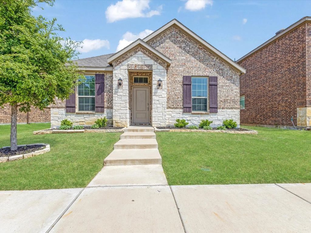 2700 Franklin Drive, Celina