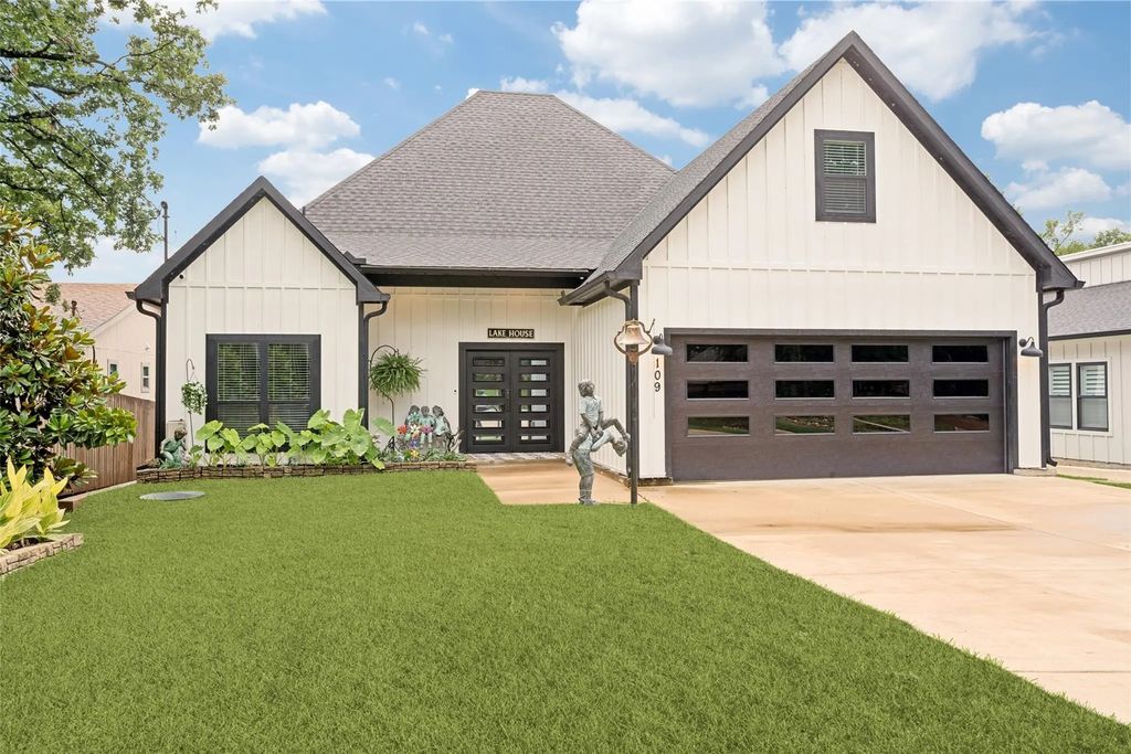 109 Autumn Wood Trail, Gun Barrel City