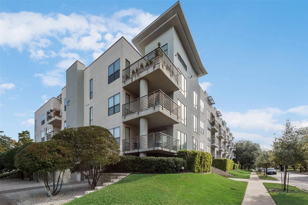 4040 N Hall Street 304, Dallas