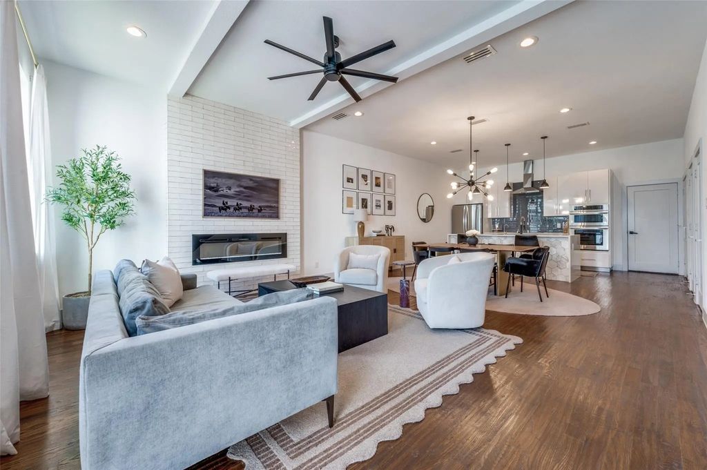 712 Rainwater Road 7, Dallas