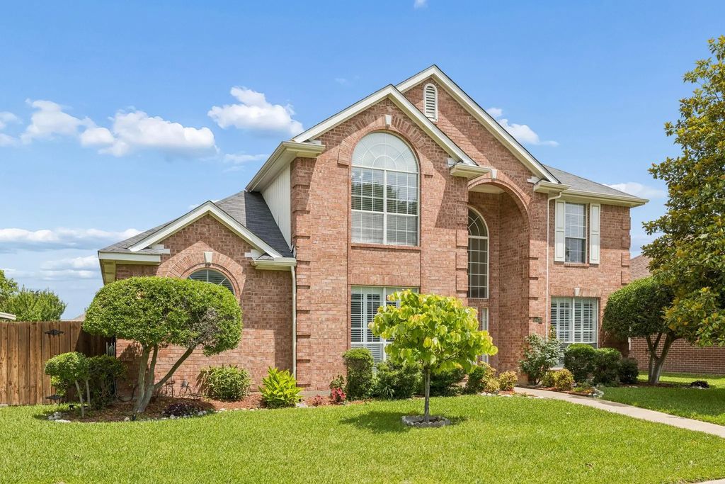 7513 Caribbean Drive, Rowlett
