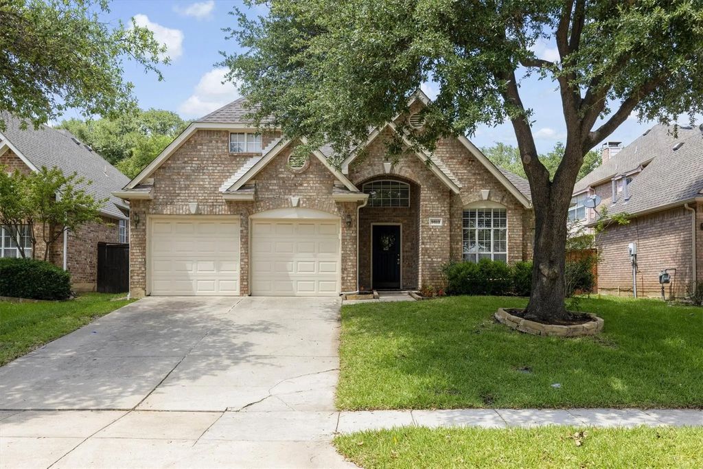 9813 Cliffside Drive, Irving