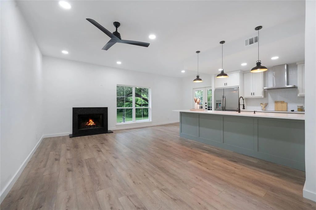 8601 Park Lane 121, Dallas