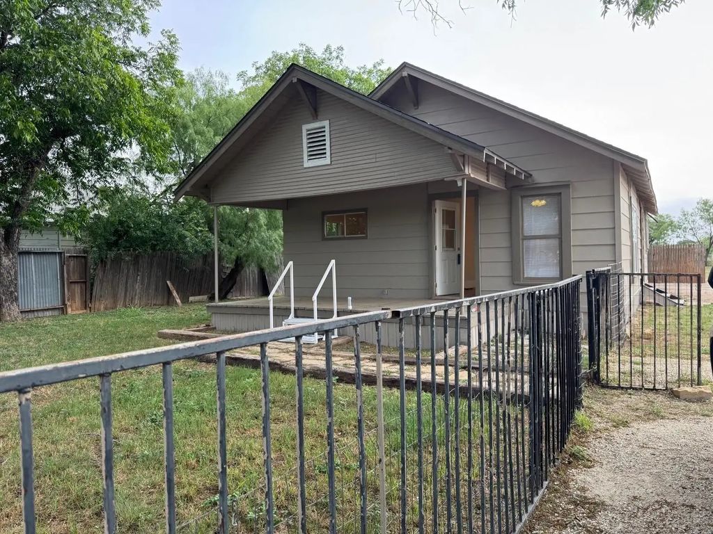 802 Fm 1750, Abilene
