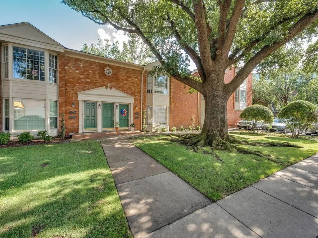4115 Glenwick Lane, University Park