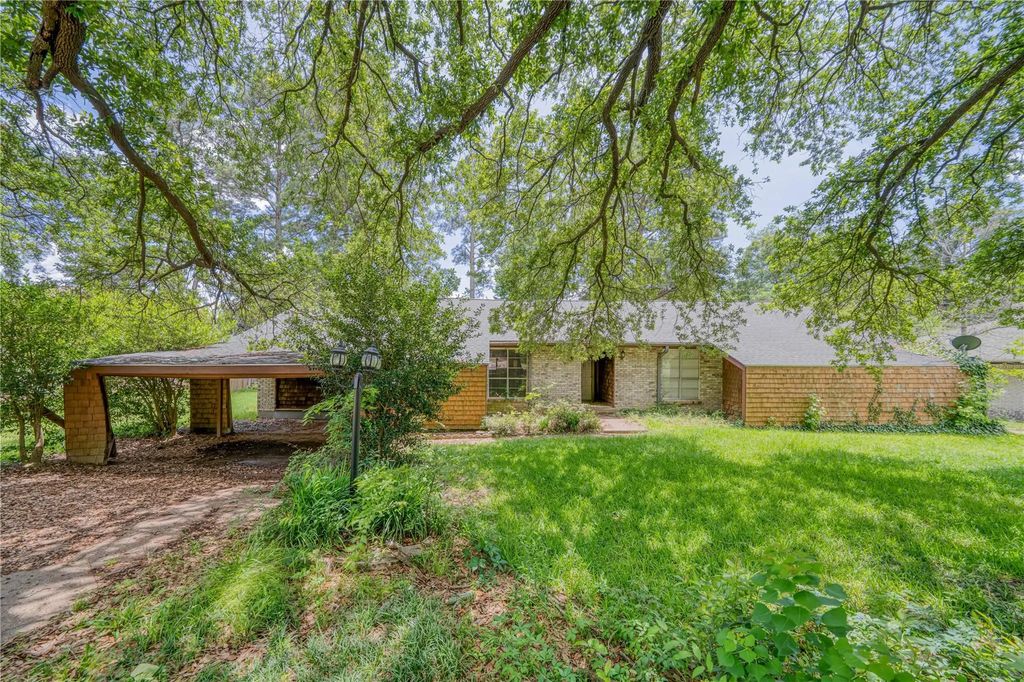 1006 Rikkity Lane, Mount Pleasant