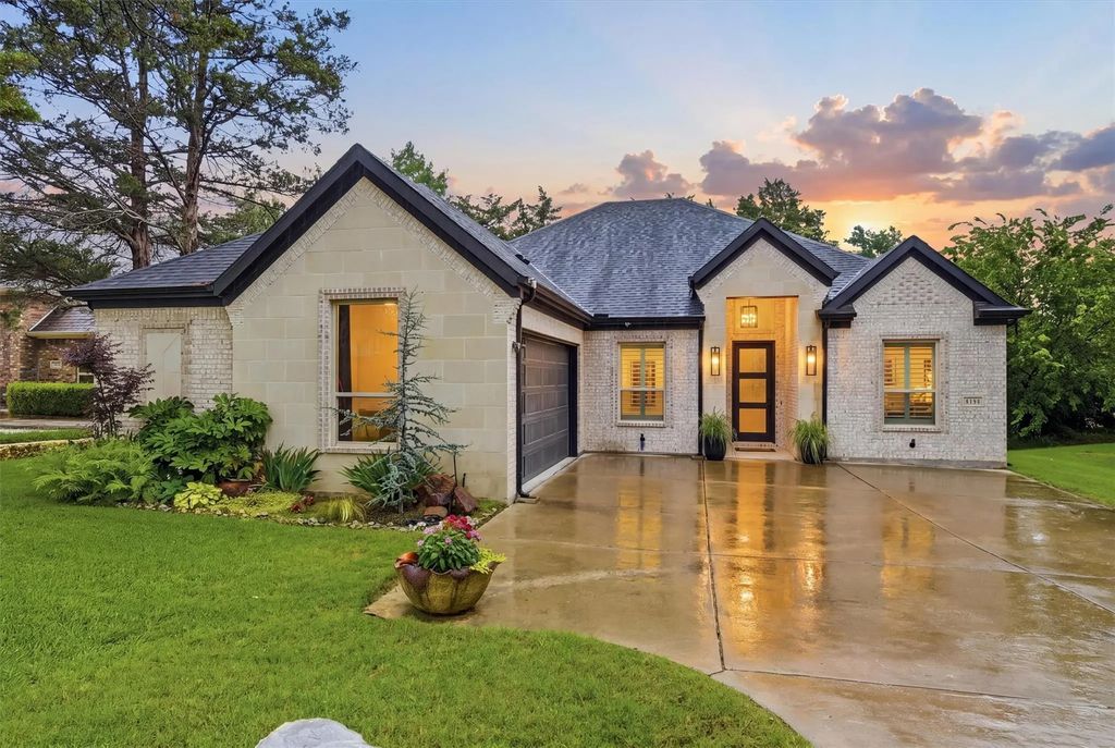 1711 Moreland Drive, Sherman