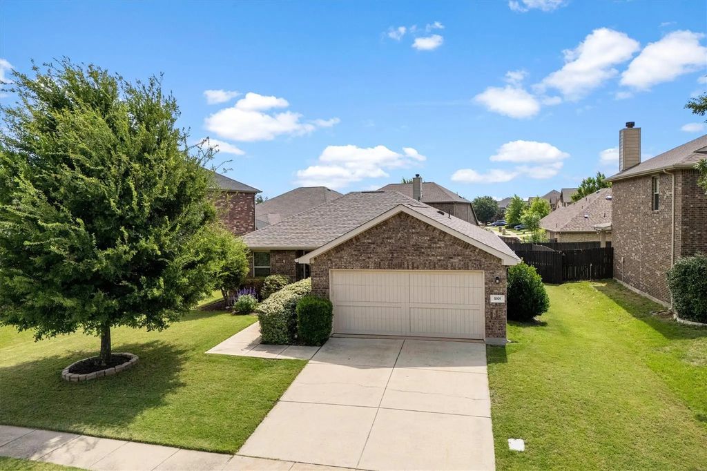 5101 Bluewater Drive, Frisco