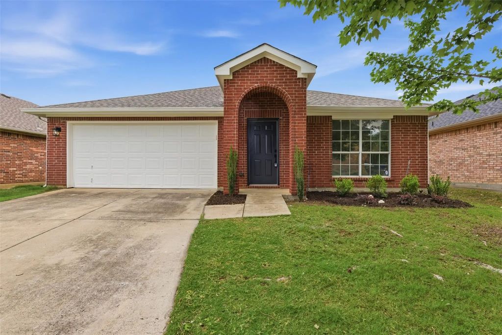 2051 Sunny Side Drive, Little Elm