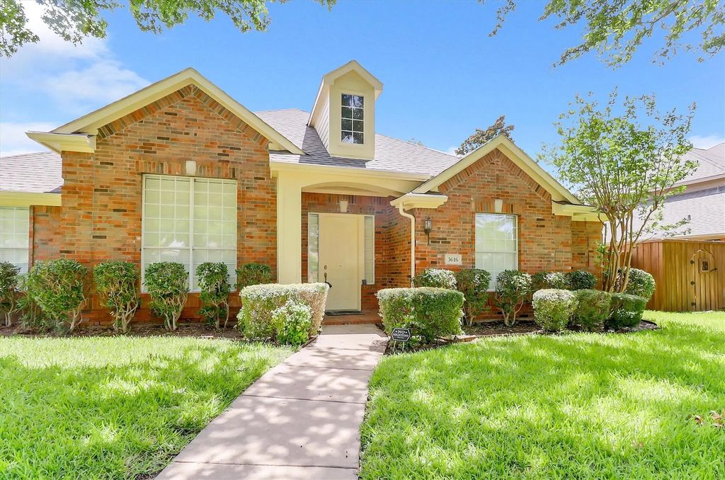 3616 Mackenzie Lane, Richardson