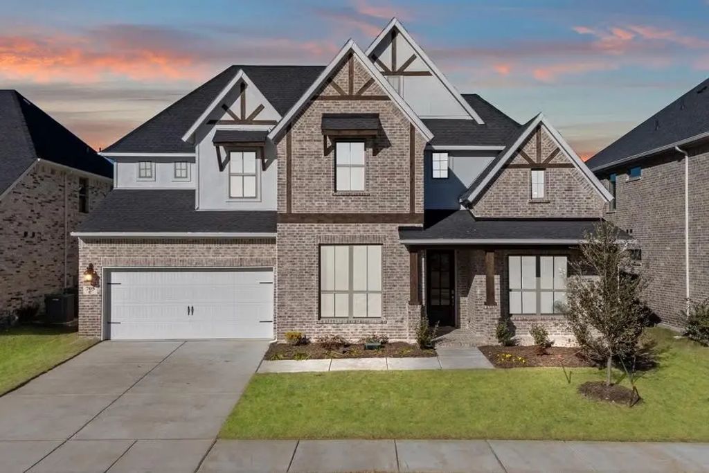 705 Squill Road, Fort Worth