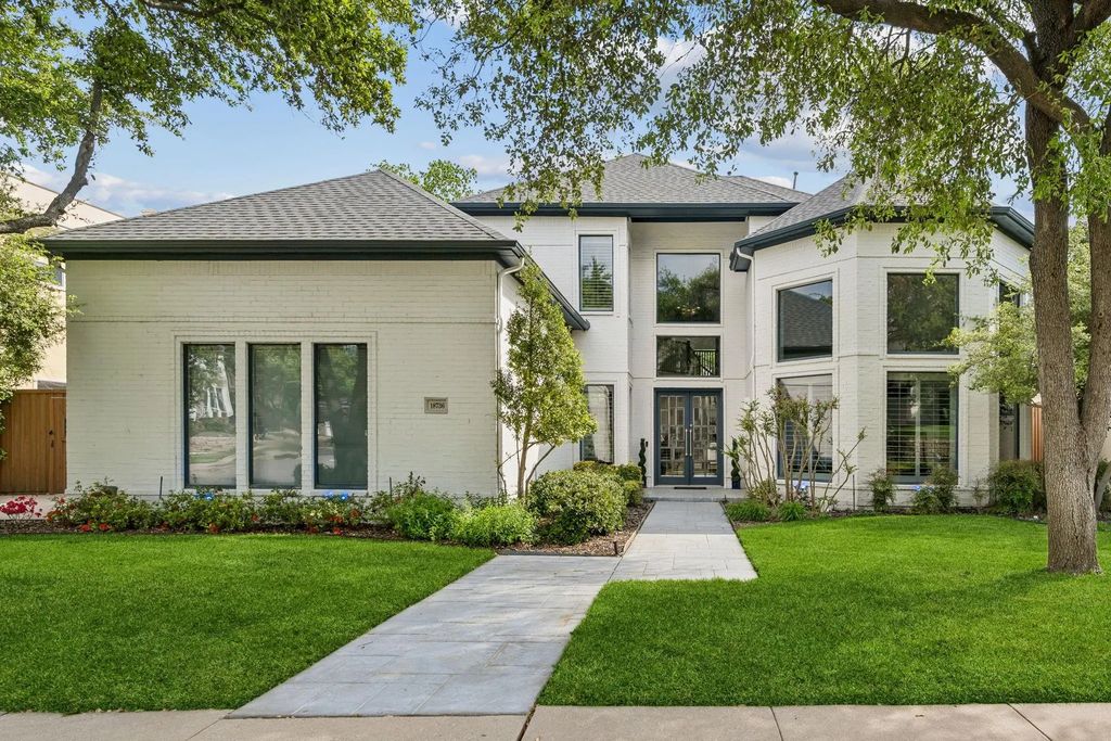 18736 Wainsborough Lane, Dallas