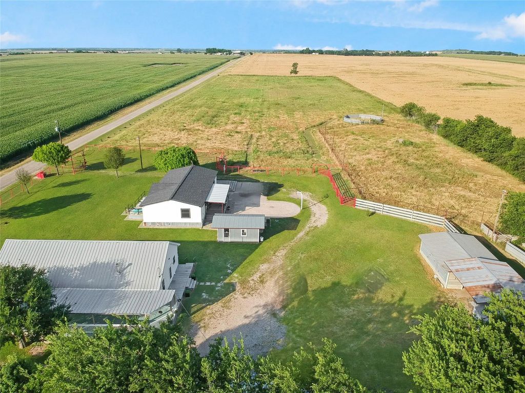 455 Hughes Cemetery Road, Italy
