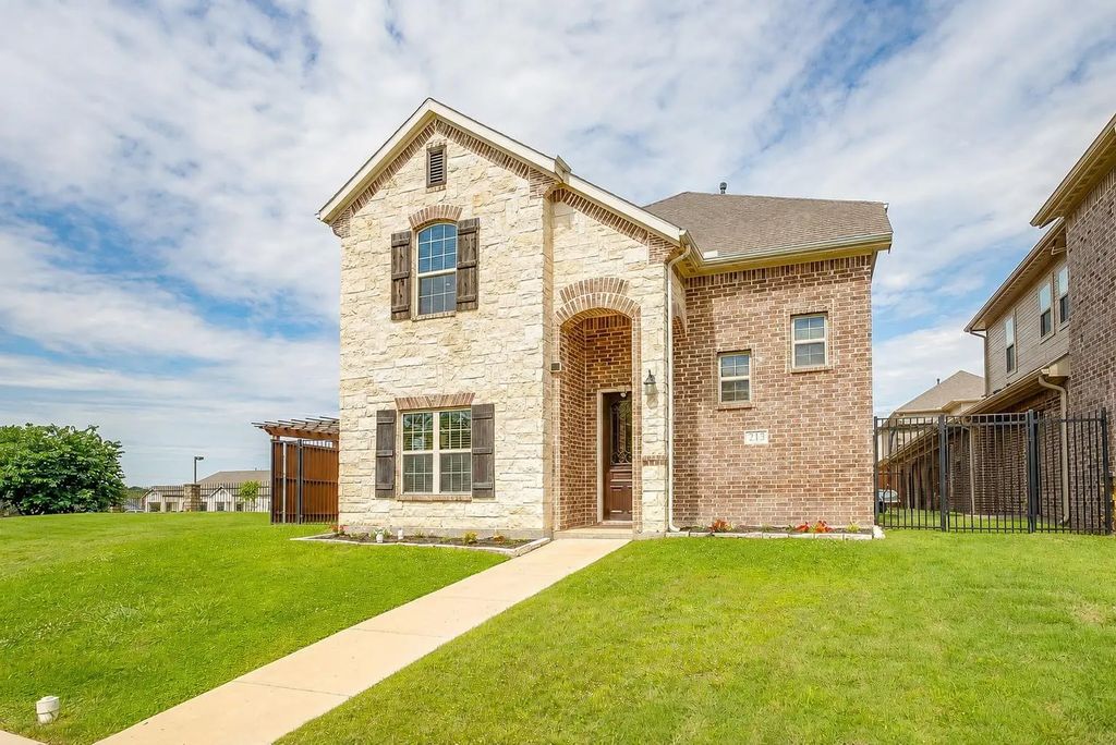 213 Park Villa Lane, Aledo