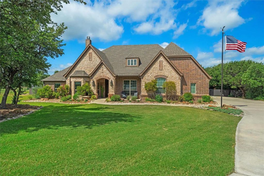 119 Rasha Drive, Azle
