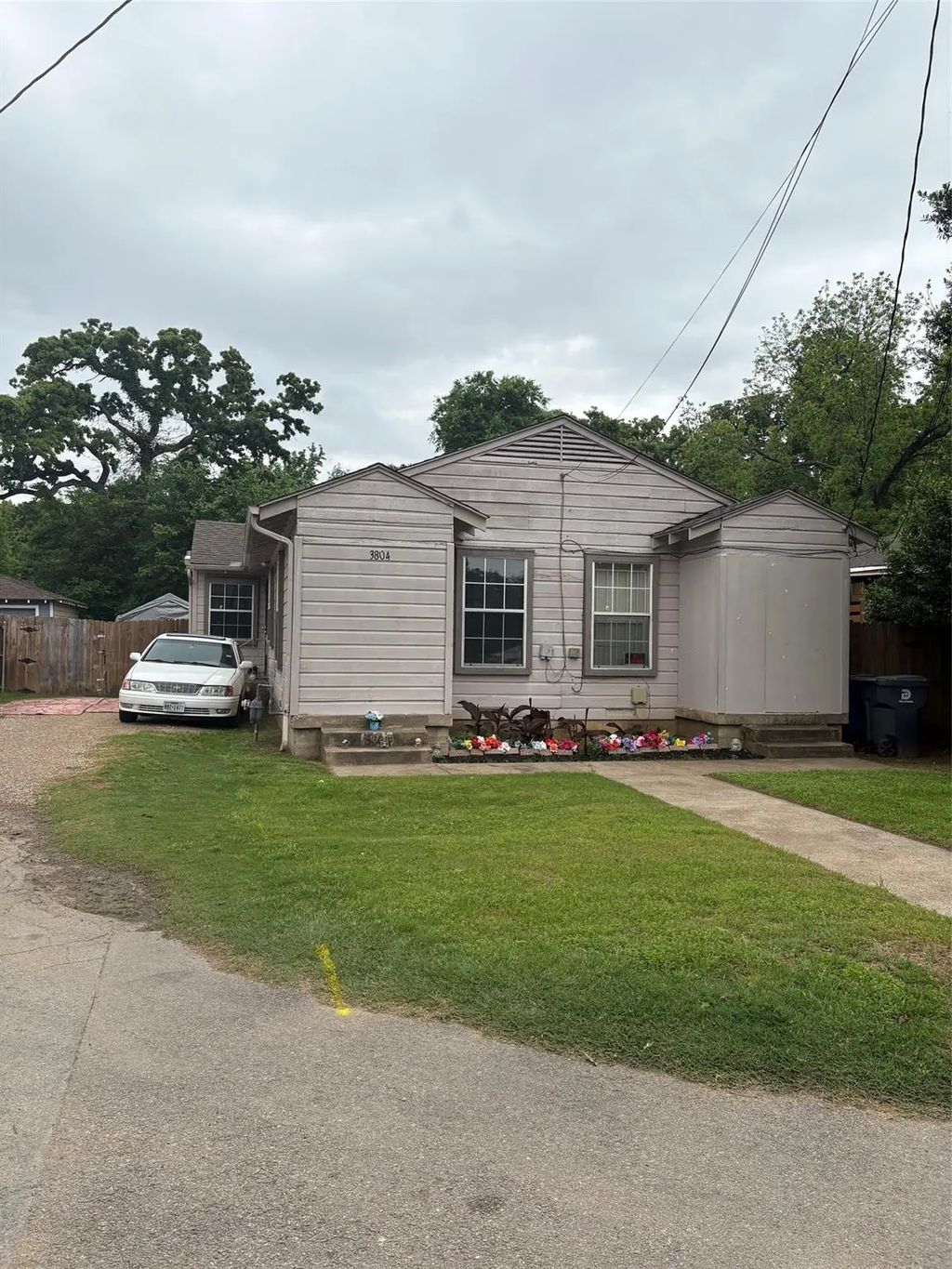 3804 Garden Lane, Dallas
