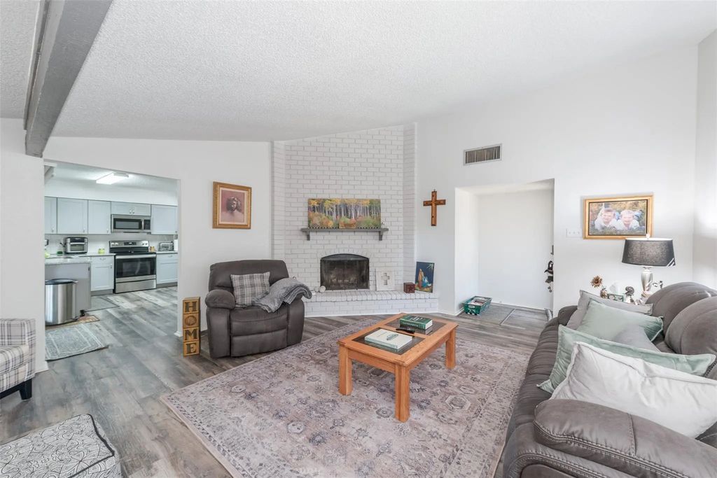 7228 Timber Trail, Fort Worth