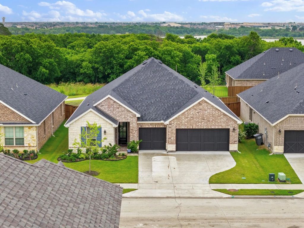 2233 Corbera Drive, Little Elm
