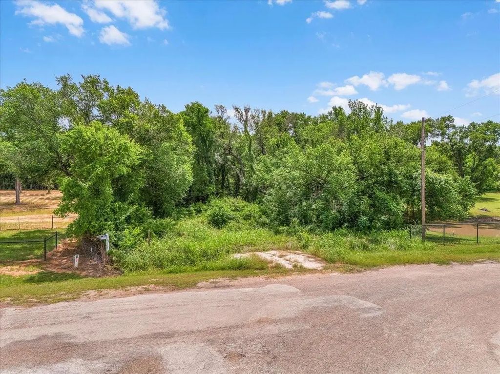 840 Quail Park Lane, Cleburne