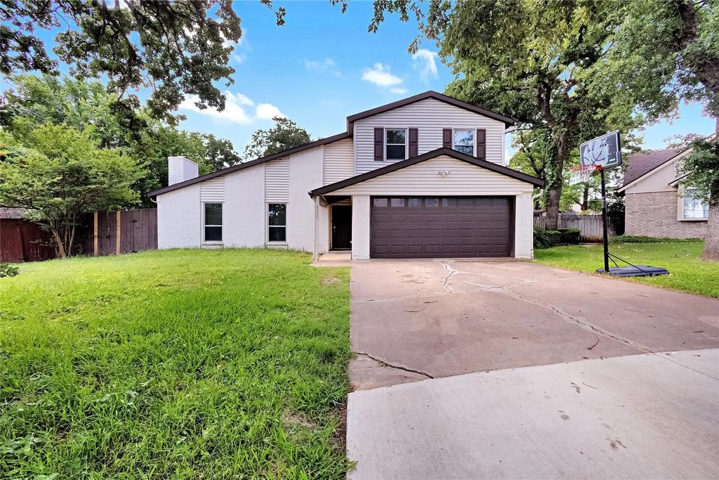 4808 Butterfield Road, Arlington