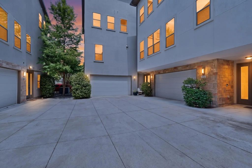 1717 Annex Avenue 201, Dallas