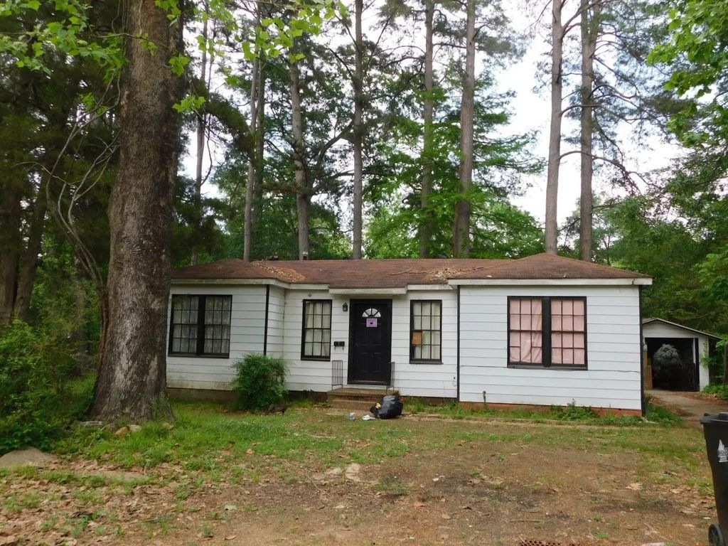 901 Se 2nd Street, Springhill