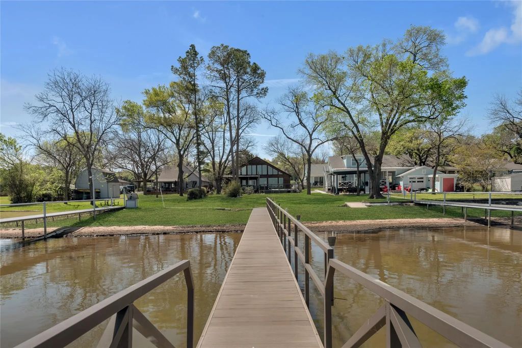 2460 Indian Cove Street, Fort Worth