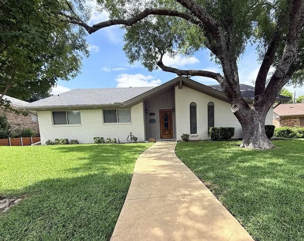 2609 17th Street, Plano