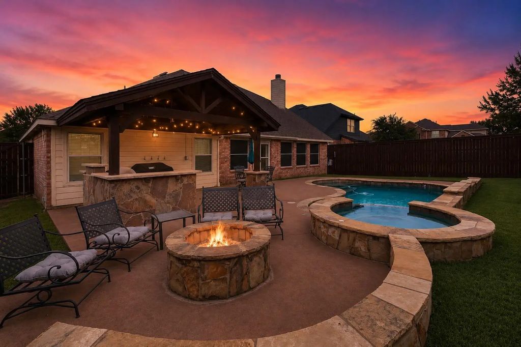 12348 Macaroon Lane, Fort Worth