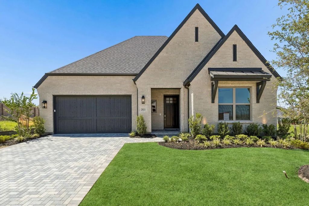 2821 Neutral Player Court, Celina