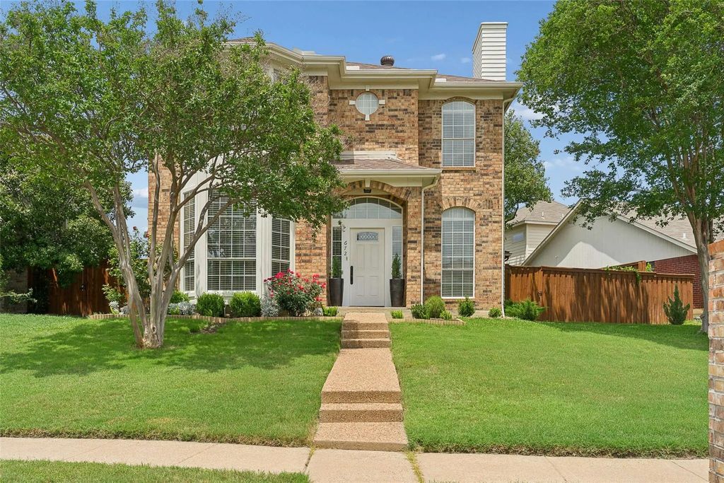 672 Raintree Circle, Coppell