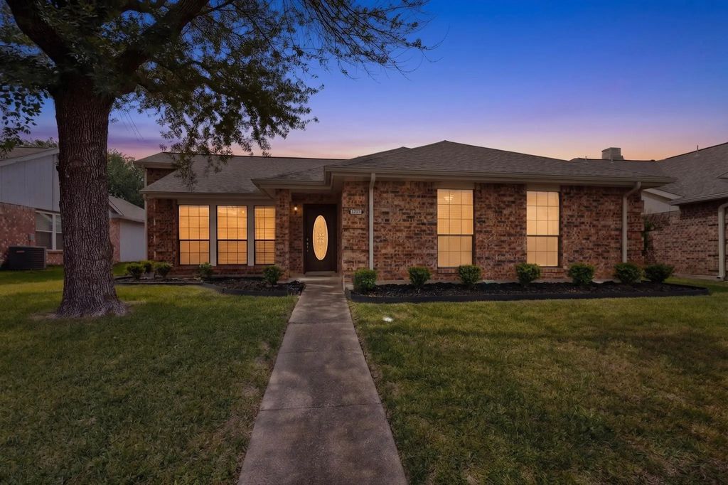 4413 Seville Lane, McKinney