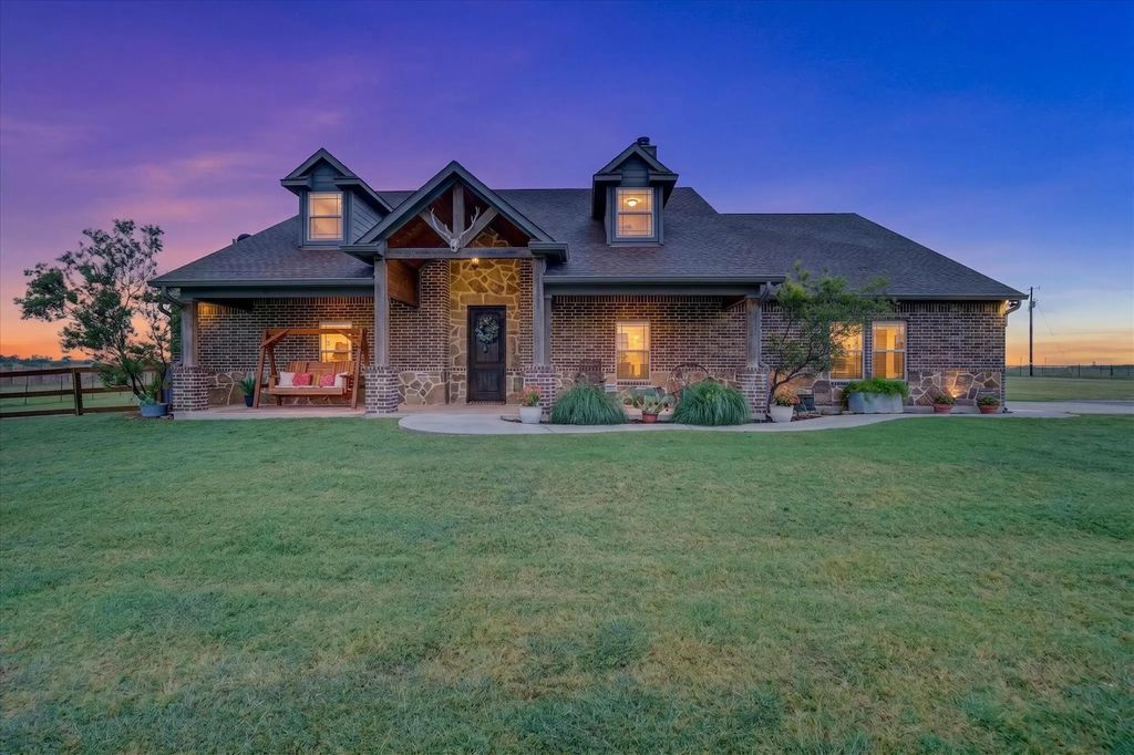 19001 N County Line Road, Ponder