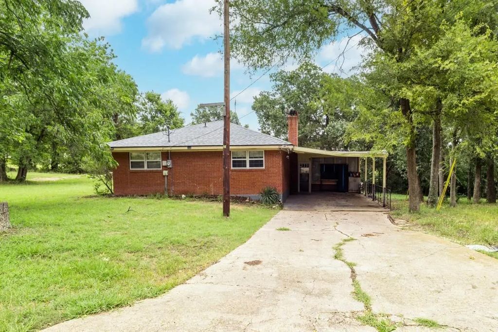 201 Admiral Drive, Gun Barrel City