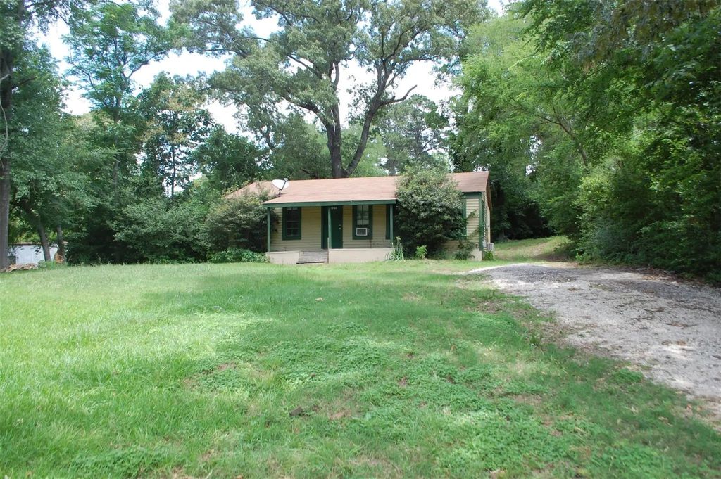 1279 E Us Highway 84, Palestine