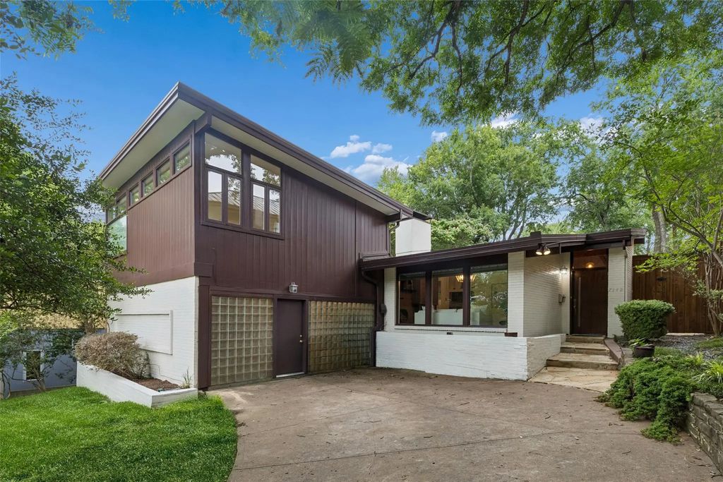 7142 Shook Avenue, Dallas