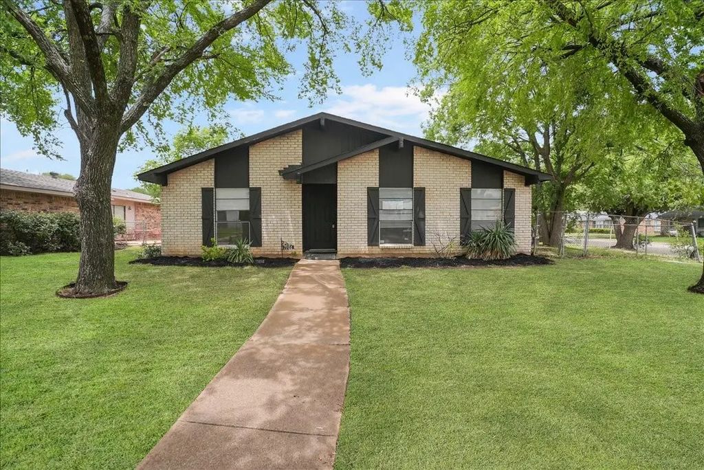 7101 Hardwood Trail, Dallas