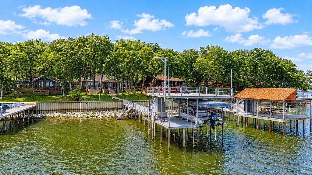 247 Admiral Drive, Gun Barrel City