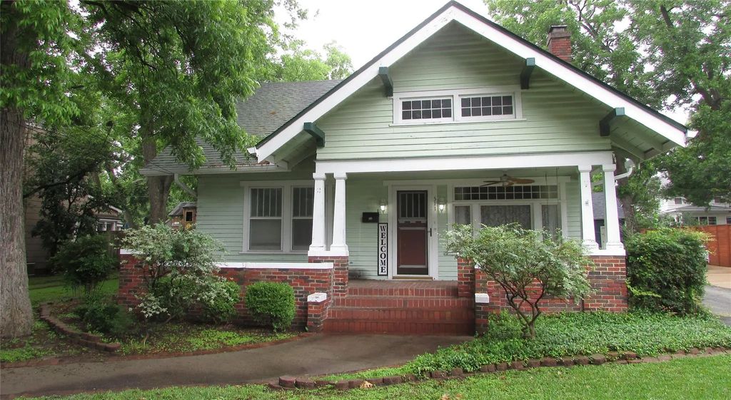 511 Lindsay, Gainesville