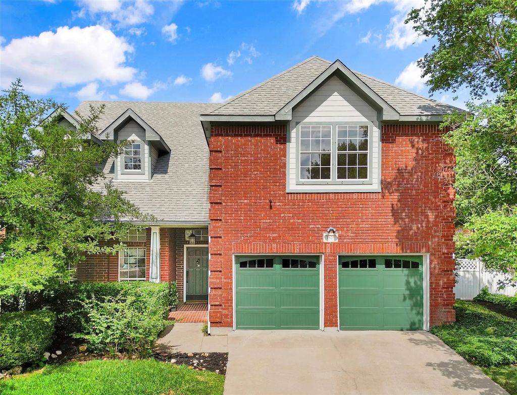 2620 Tallow Drive, Euless