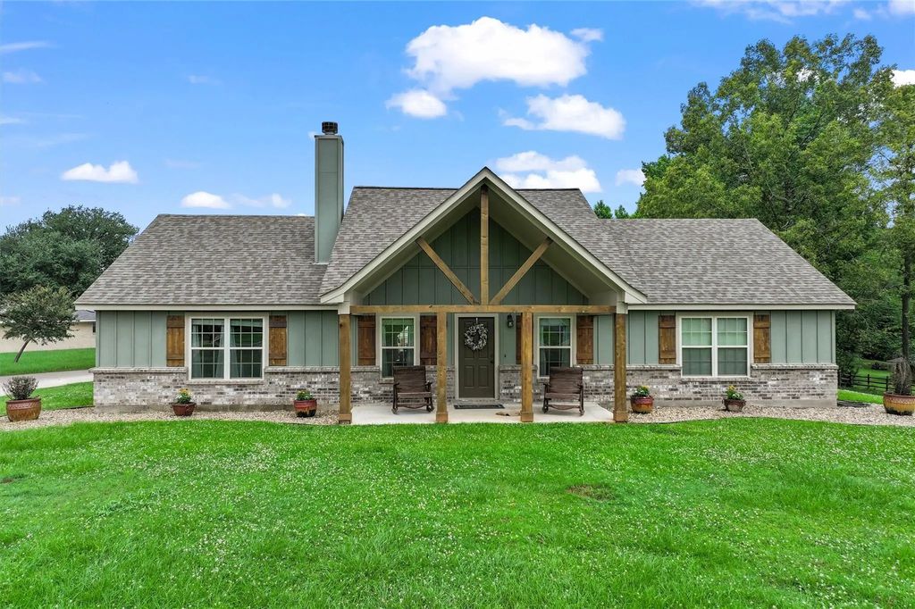 1615 Linton Road, Benton