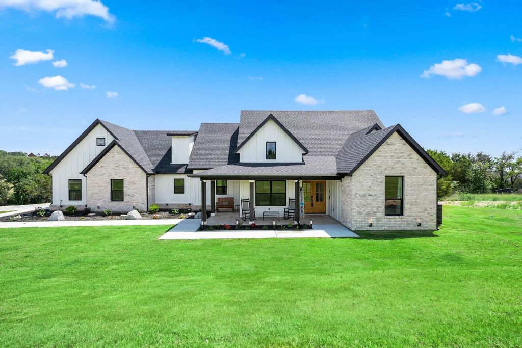 5675 Compass Way, Bluff Dale