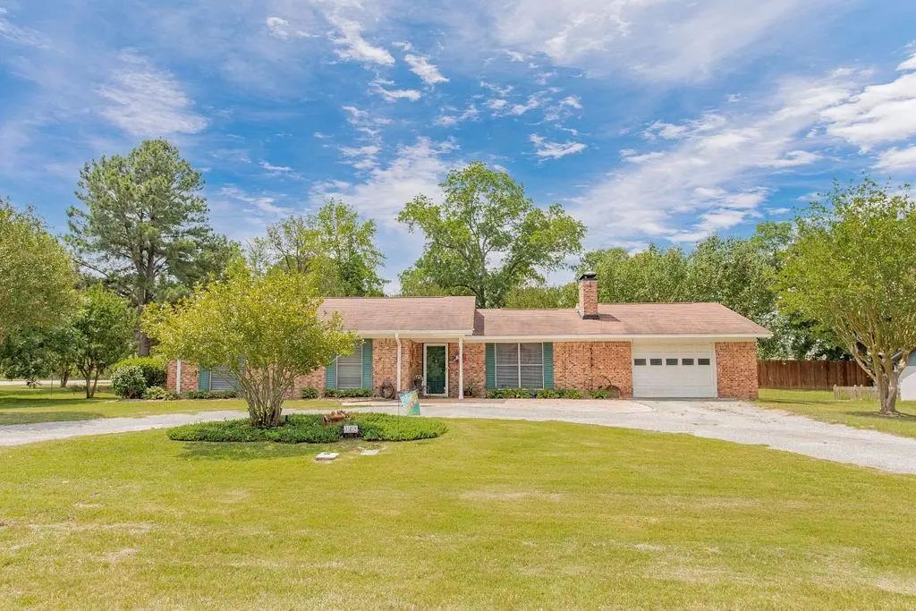 324 Texas Drive, Hideaway